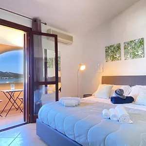 https://navy-suites.in-sardinia.net