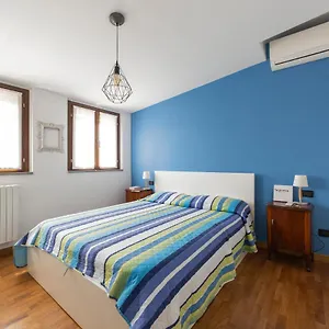 https://porta-genova-balcony-apartment.it-lombardy.com